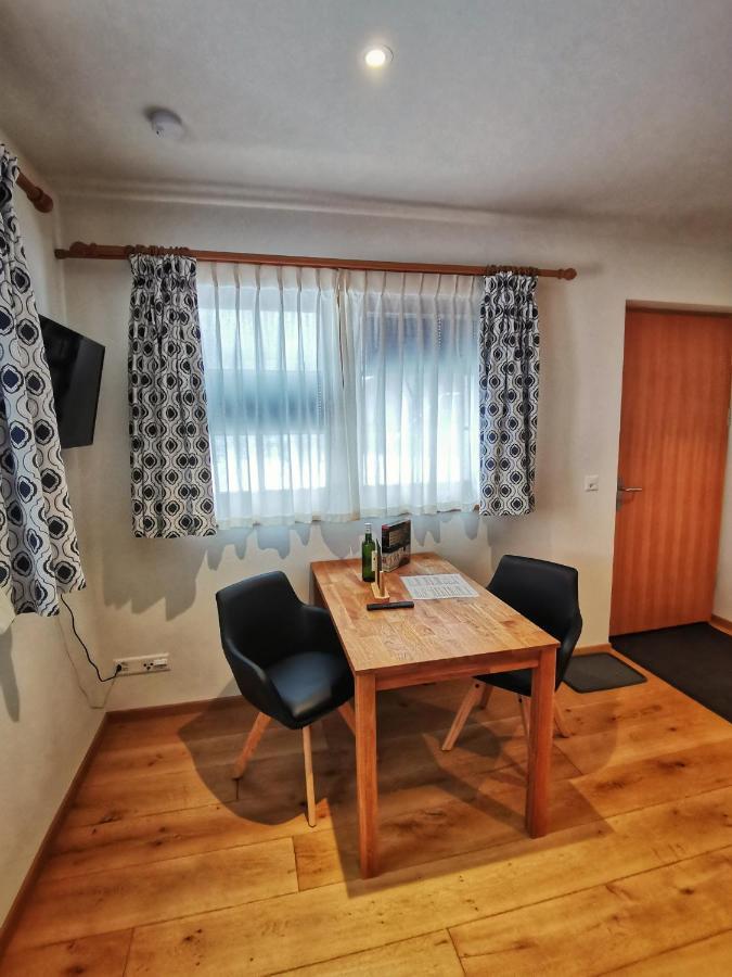 Brunnematta Apartment Ernen Екстериор снимка